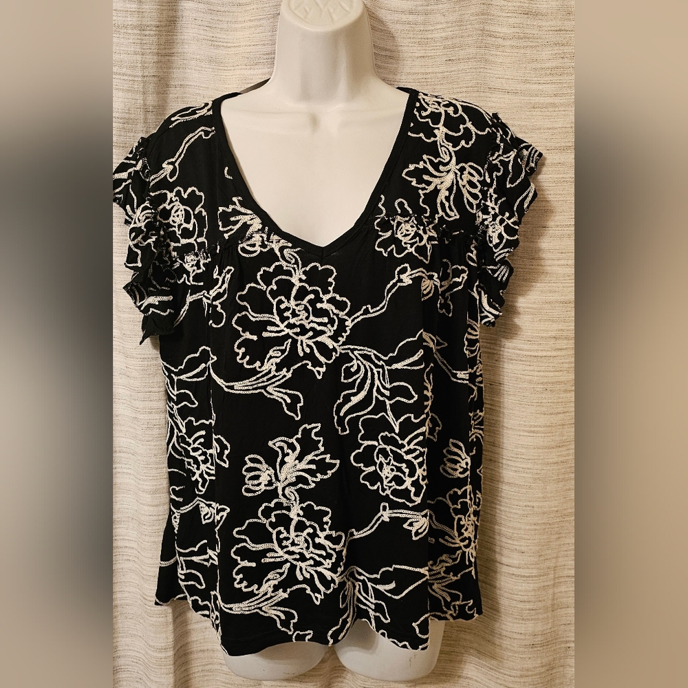 Black and White Embroidered Ruffled Flutter Sleeve Blouse